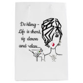 "ボーリング、人生は短い – 飲み込みリラックスと..." ミディアムペーパーバッグ (正面)