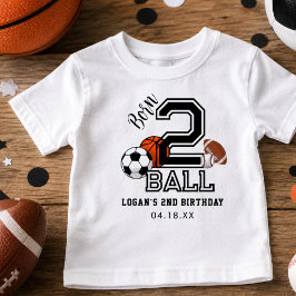 ボールが生まれてスポーツデビュー！2歳の男の子の誕生日パーティー トドラーTシャツ