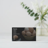 ボールで整理される卵の写真 名刺 (スタンド正面)