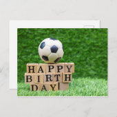 ボールとハッピーバースデー語を持つサッカー誕生日 ポストカード (正面/裏面)