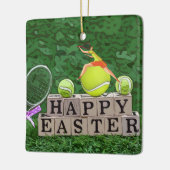 ボールとラケットとテニスイースターホリディエッグ セラミックオーナメント (左)