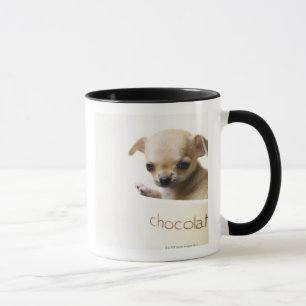 ボールのチワワの子犬(収穫される) マグカップ