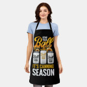 ボールを取る缶詰シーズンガーデニング庭師 エプロン (着用した状態)