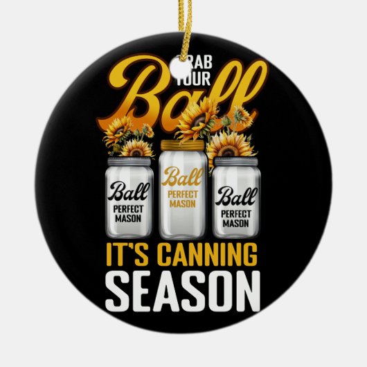 ボールを取る缶詰シーズンガーデニング庭師 セラミックオーナメント (正面)