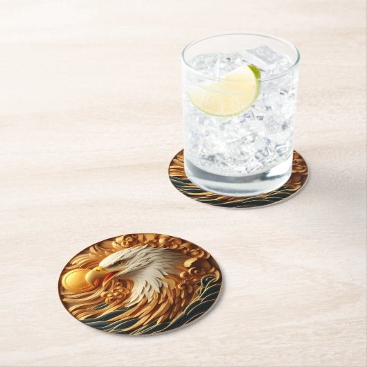 ボールを威厳のある掴むワシ ラウンドペーパーコースター (インサイチュ)