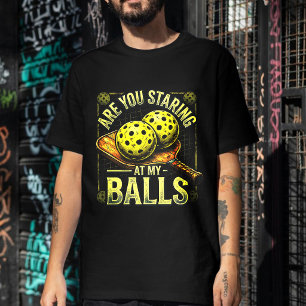 ボールを見つめてるの? - ピックルボールウェア Tシャツ