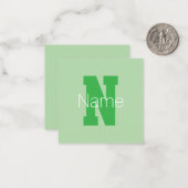 ボールド モダン モノグラム | 薄い緑 & ケリー グリーン ノートカード (正面/裏面インサイチュ)