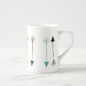 ボーン中国マグ – 部族の矢印 ボーンチャイナマグカップ (右)
