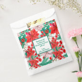 ポインセチア、松の枝と赤い果実 フェイバーバッグ (封をした状態)