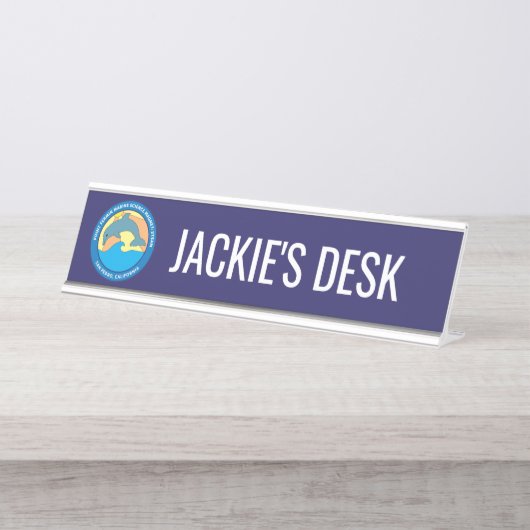 ポイントフェルミン小学校のロゴパーソナライズされた デスクネームプレート (正面)