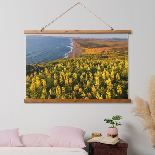 ポイントレイズナショナルシーショアカリフォルニア 吊り下げ型タペストリー (寝室)