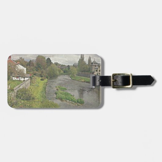 ポウシス州ニュータウンの川ハフーン ラゲッジタグ (正面横)