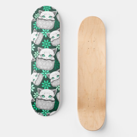 ポケットからよくはしゃぐかわいい猫 スケートボード (正面)