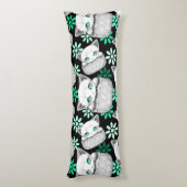 ポケットからよくはしゃぐかわいい猫 ボディピロー (裏面 (縦))