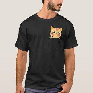 ポケットの猫 子猫がポケットにいる かわいい猫 Tシャツ