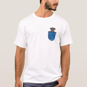 ポケットTシャツの中の巨大なシュナウザー犬 Tシャツ (正面)