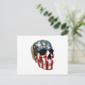 ポストカードに表示される赤い白と青のスカル ポストカード (スタンド正面)