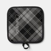 ポットホルパーソナライズされたダーと名前ブラックプレイドグレー 鍋敷き (正面)