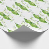 ポッドに入った二つの豆 ラッピングペーパー (角)