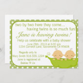 ポッドのエンドウ豆はベビーシャワーの招待状を結び付けます 招待状 (正面/裏面)