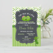 ポッドのベビーシャワーの2個のエンドウ豆は女の子および男の子を結び付けます 招待状 (スタンド正面)