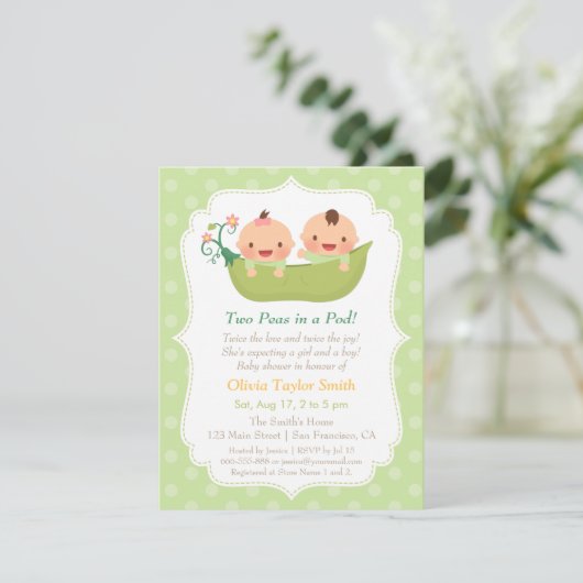 ポッドの双生児のベビーシャワー招待状のかわいいエンドウ豆 招待状 (スタンド正面)