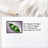 ポッドの差出人住所ラベルの2個のエンドウ豆 ラベル (インサイチュ)