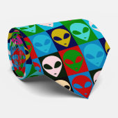ポップアートのスタイルの宇宙人は首のタイの先頭に立ちます ネクタイ (ロール)