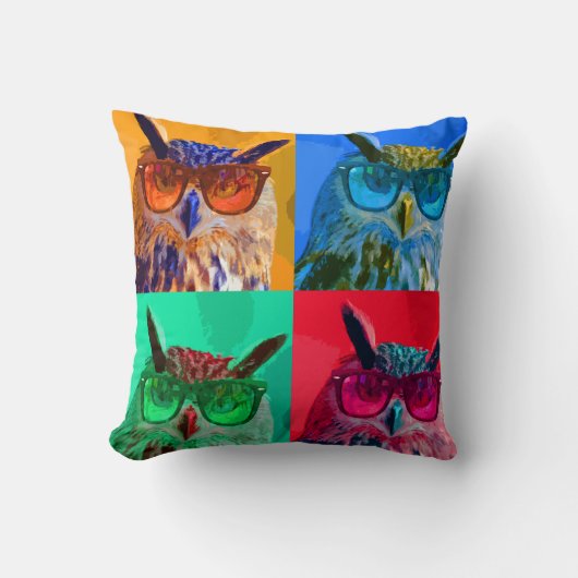 ポップアートのフクロウ クッション (正面)