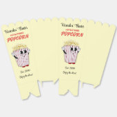 ポップコーン漫画・アートが登場するファミリー向け映画館 フェイバーボックス (見開き)