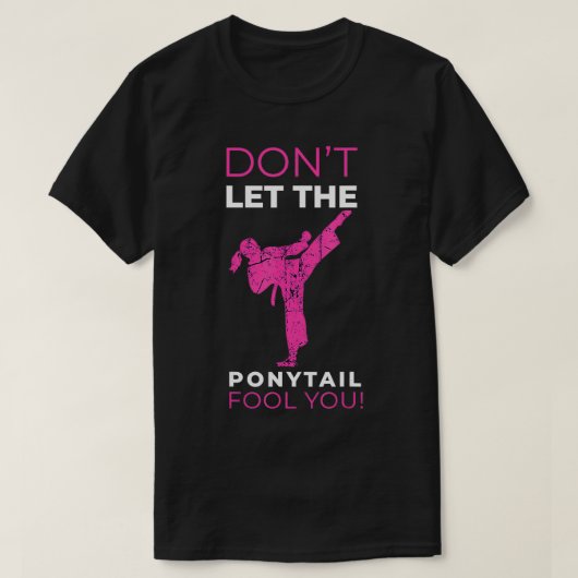ポニーテールに空手Gを騙さおもしろいせるな Tシャツ (デザイン正面)