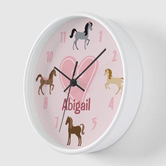ポニーパーソナライズされたズとピンクのハート馬 壁時計 (傾斜)