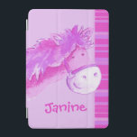 ポニーピンクの紫色の女の子の名前はipadカバ頭が切れるー iPad miniカバー<br><div class="desc">可愛い最初に設計されたポニーと乗馬の女の子のためのipadフォリオのケース。カスタマイズお好みの名前で現読在Janine。ポニー・ウォーター・カラー・アートとデザインby Sarah Trett.</div>