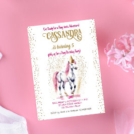 ポニー誕生日パーティーホワイトホース金ゴールドの散水 招待状