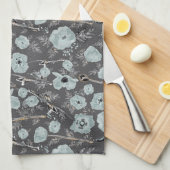 ポピズブルーグレーブラックウォーター色の花 キッチンタオル (四つ折り)
