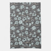 ポピズブルーグレーブラックウォーター色の花 キッチンタオル (縦)