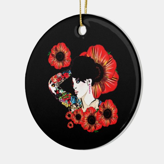 ポピーの花の中に入ったタトゥーの入った女の子Art by LeahG セラミックオーナメント (左)