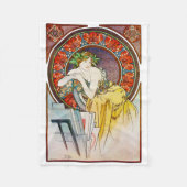 ポピーを持つミュシャ フリースブランケット (正面)