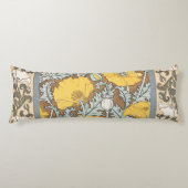 ポピーイラストレーション黄色の花 ボディピロー (正面)