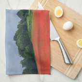 ポピー畑の上のランカスター爆撃機 キッチンタオル (四つ折り)