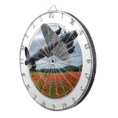 ポピー畑の上のランカスター爆撃機 ダーツボード (正面右)