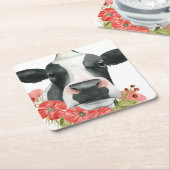 ポピー農場 – 花と牛 スクエアペーパーコースター (アングル)