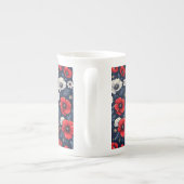 ポピ鮮やか赤と白ーの花 ボーンチャイナマグカップ (裏面)