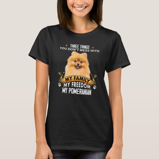 ポメラニアン犬に手を触れるな 三つの事 Tシャツ (正面)