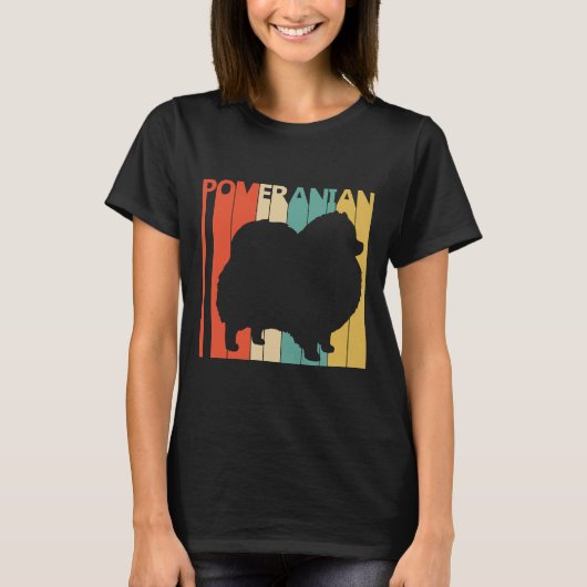 ポメラニア犬かわいいフワフワの子犬 Tシャツ (正面)