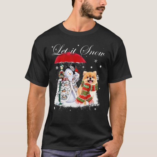 ポメラニア犬サンタドッグクリスマス雪だるまクリスマスパジャマ Tシャツ (正面)