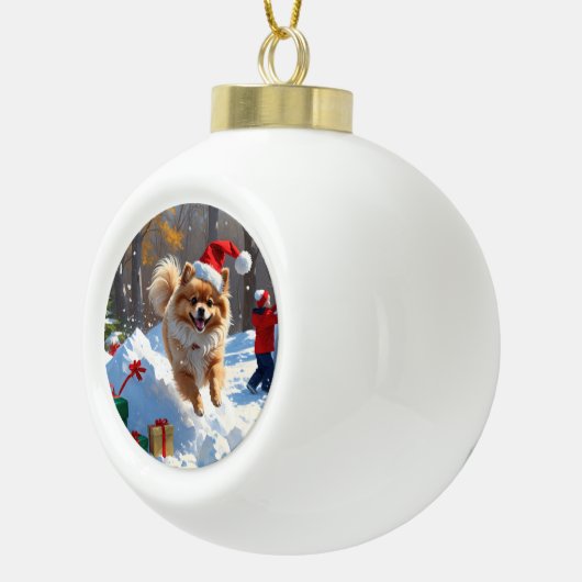 ポメラニア犬走のクリスマス帽子と雪の中 セラミックボールオーナメント (右)