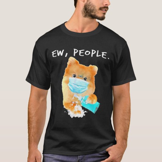 ポメラニア犬Ew peopleの犬が顔マスクを着て Tシャツ (正面)