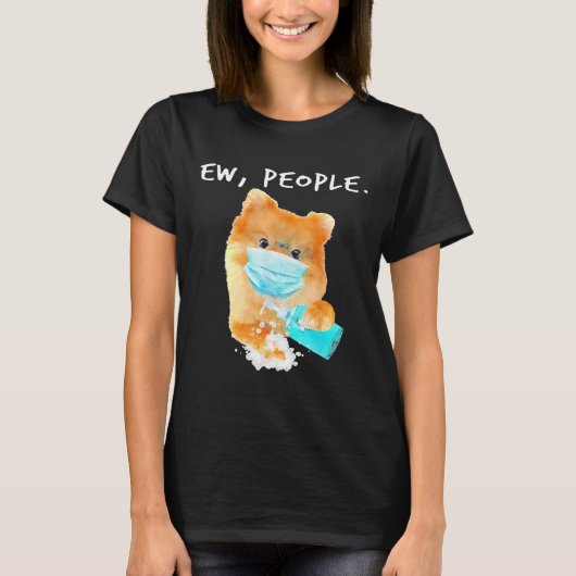 ポメラニア犬Ew peopleの犬が顔マスクを着て Tシャツ (正面)