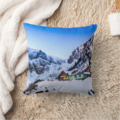 ポリエステルスロー枕、マライエスティ、ブチェギ山脈 クッション (ブランケット)